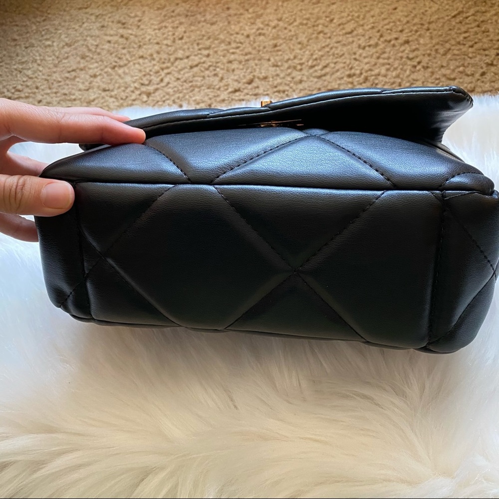 Badge Mischka vegan leather black purse - Picture 3 of 12